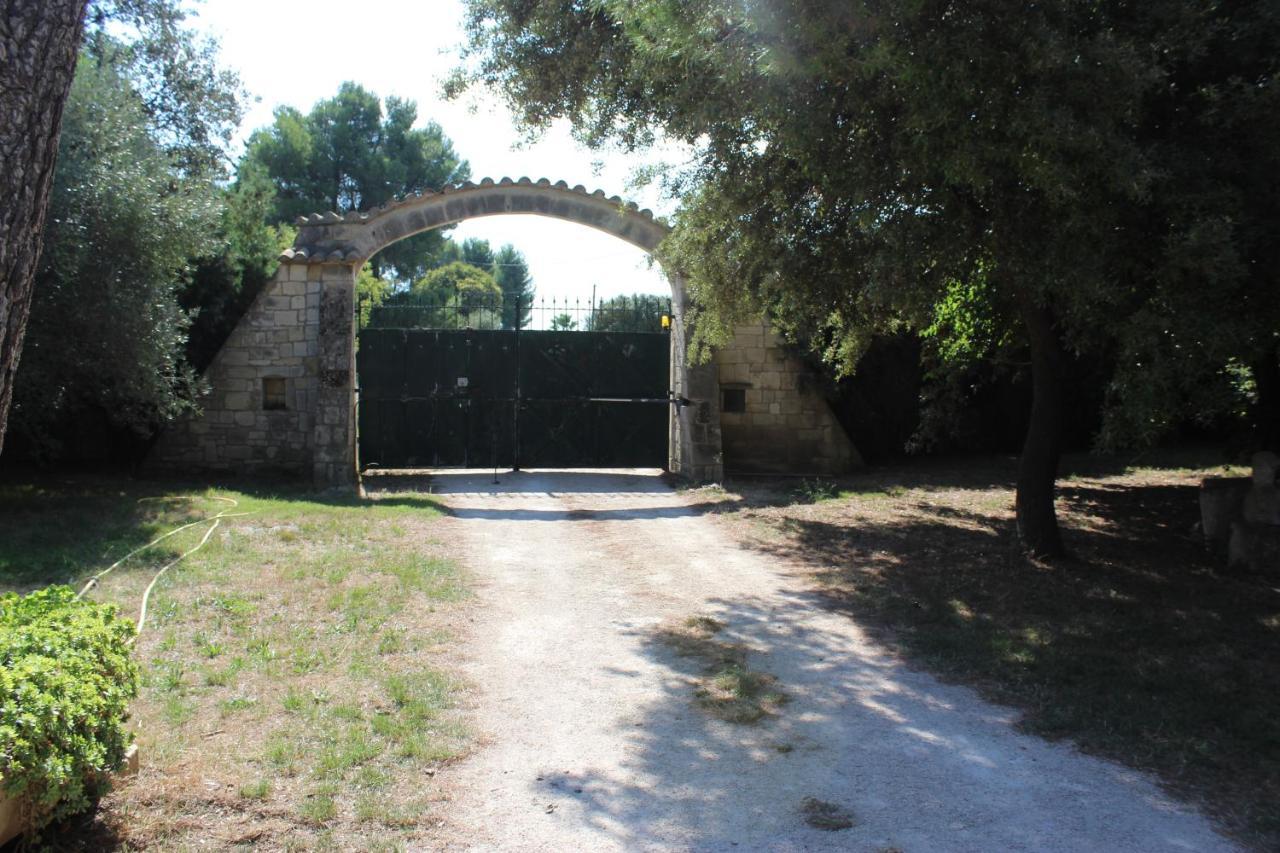Le Mas De Lucien Entre Arles, Nimes, Avignon. 보케르 외부 사진